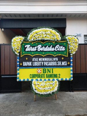 Papan Bunga Duka di Gubume