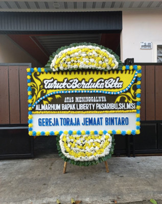 Papan Bunga Duka di Gubume