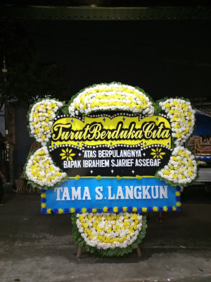Papan Bunga Duka di Gubume